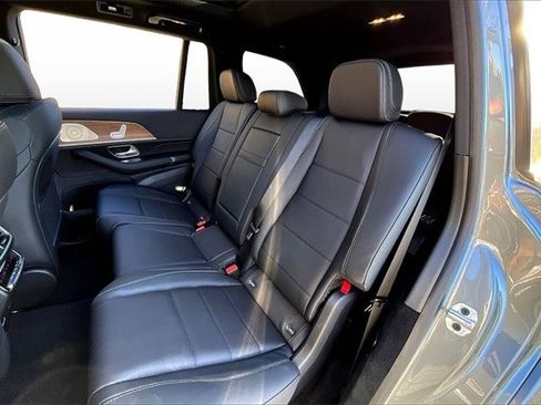 New 2025 Mercedes-Benz GLS 450 4MATIC image 13