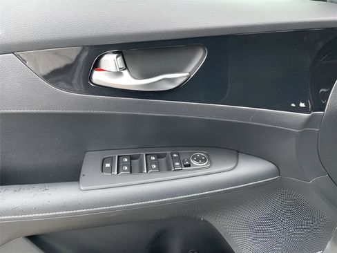 Used 2024 Kia Forte GT-Line w/ GT-Line Premium Package image 22