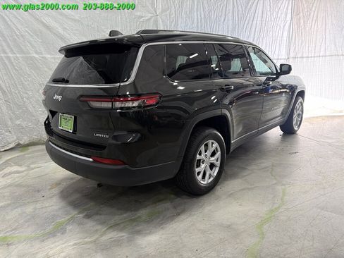 Used 2022 Jeep Grand Cherokee L Limited AWD/4WD image 8