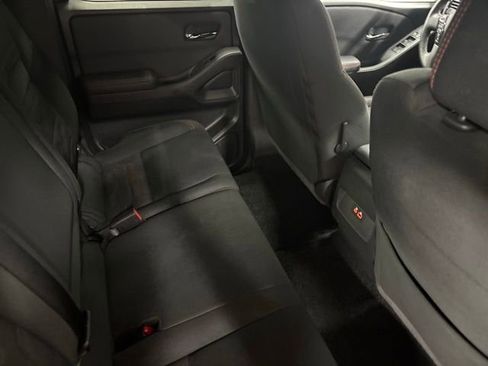 Used 2024 Nissan Frontier Pro-X RWD image 19