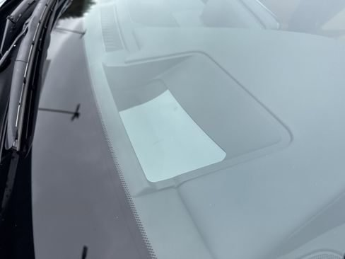 Used 2024 Lexus ES 300h w/ Premium Package image 11