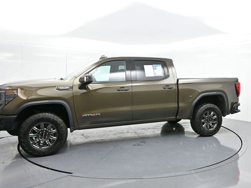 Used 2024 GMC Sierra 1500 AT4X image 4