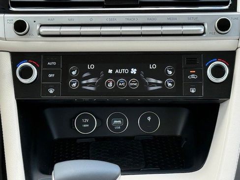 New 2026 Genesis G70 2.5T Prestige image 22