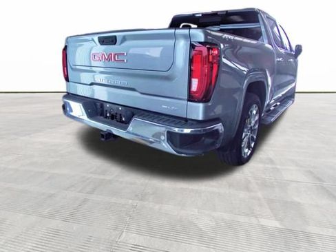 Used 2024 GMC Sierra 1500 SLT w/ SLT Premium Plus Package AWD/4WD image 9