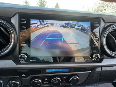 Used 2023 Toyota Tacoma TRD Sport AWD/4WD image 34
