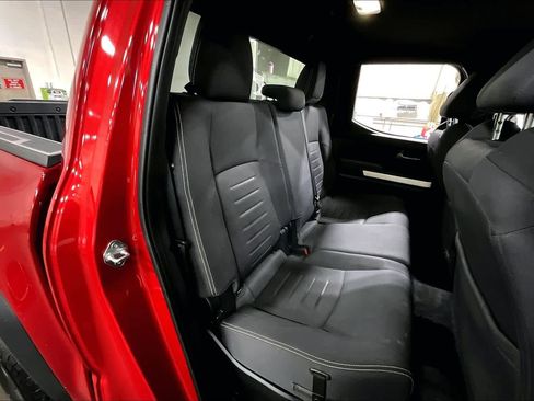 Used 2024 Toyota Tacoma TRD Off-Road image 20