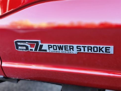 Used 2024 Ford F250 XLT image 10