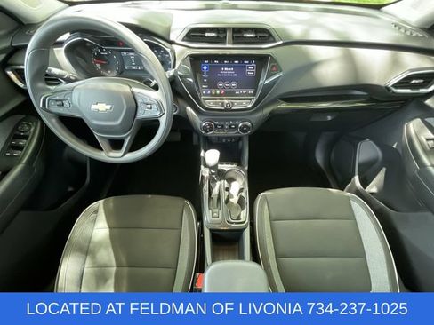 Used 2022 Chevrolet TrailBlazer LT w/ Convenience Package FWD image 19