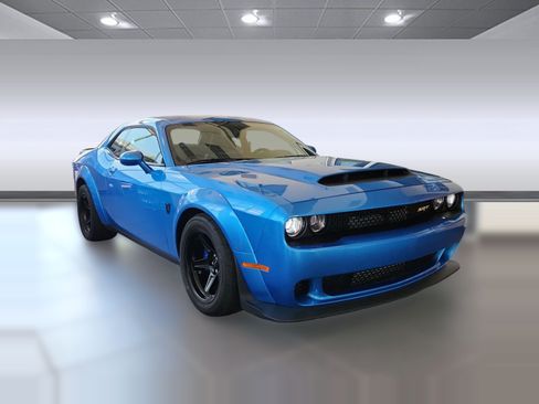 Used 2018 Dodge Challenger SRT Demon RWD image 6