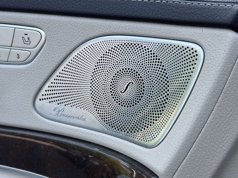 Used 2014 Mercedes-Benz S 550 Sedan image 41