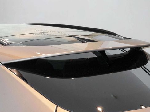 Used 2023 Aston Martin DBX AWD/4WD image 57