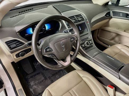Used 2020 Lincoln MKZ Hybrid w/ Convenience Package FWD image 2