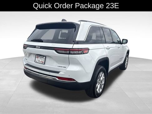 Certified 2023 Jeep Grand Cherokee Limited AWD/4WD image 4