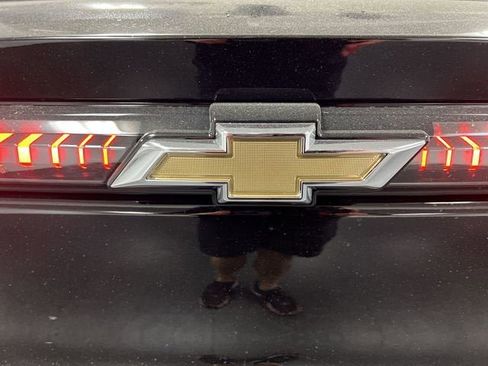 New 2026 Chevrolet Equinox EV LT image 30