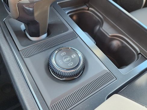 New 2026 GMC Hummer EV SUV image 39