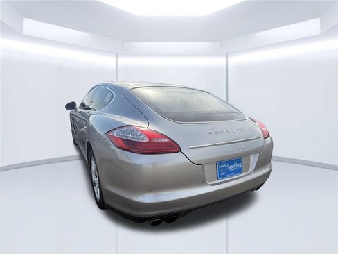 Used 2010 Porsche Panamera S RWD image 33