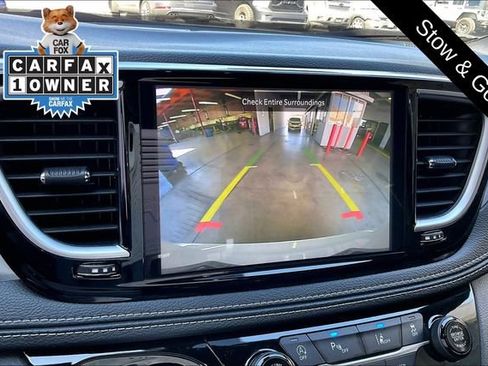 Used 2026 Chrysler Pacifica Limited w/ S Appearance Package FWD image 21