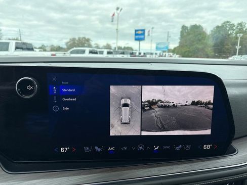 Used 2025 Chevrolet Tahoe Premier image 30