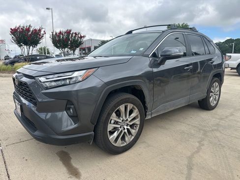 Used 2025 Toyota RAV4 XLE Premium FWD image 1