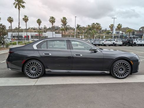 New 2026 BMW i7 eDrive50 RWD image 3