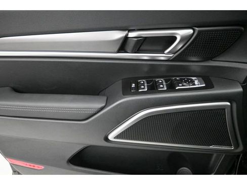 New 2025 Kia Telluride S image 17