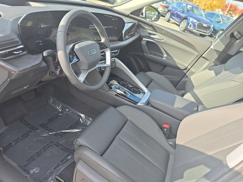 New 2025 Audi Q5 Premium Plus image 16