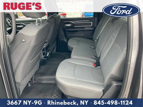 Used 2022 RAM 2500 Big Horn w/ Level C Equiment Group image 17