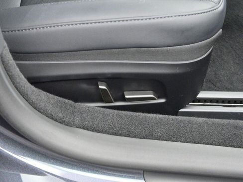 Used 2025 Tesla Model 3 Long Range RWD image 28