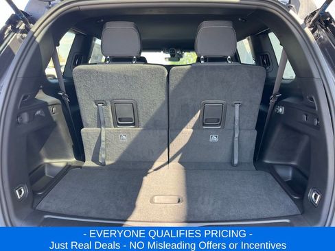 New 2025 Jeep Grand Cherokee L Laredo w/ Trailer Tow Package image 29