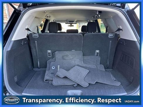 Certified 2024 Nissan Pathfinder SV image 12