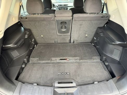 Used 2015 Nissan Rogue SV AWD/4WD image 13
