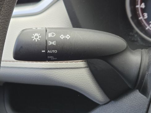 Used 2024 Toyota RAV4 XLE image 15