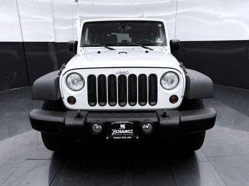 Used 2013 Jeep Wrangler Sport AWD/4WD image 2