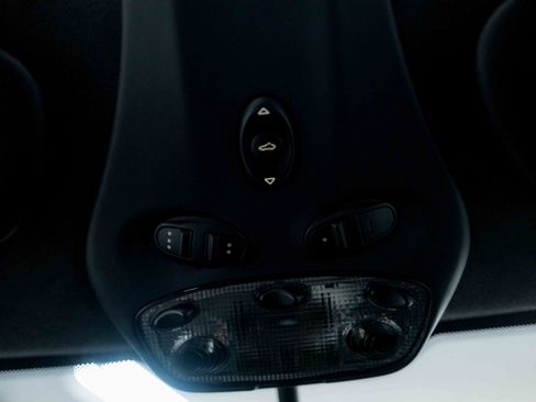 Used 2012 Porsche 911 Turbo image 54