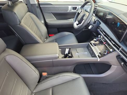 Used 2025 Hyundai Santa Fe Limited AWD/4WD image 23