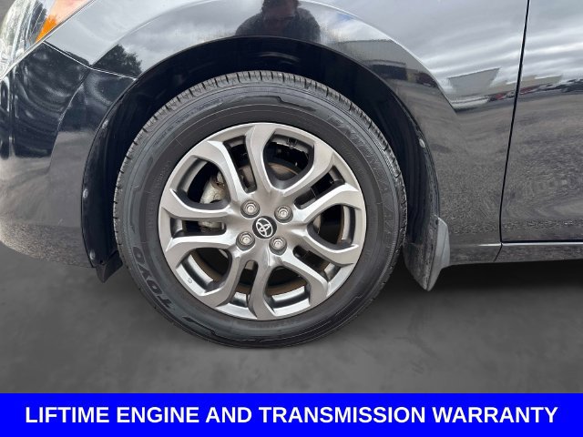 Used 2020 Toyota Yaris LE FWD image 11