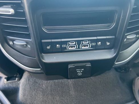 Used 2024 RAM 1500 Limited image 24