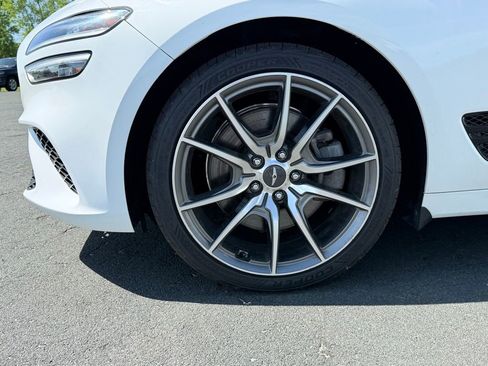 Used 2022 Genesis G70 3.3T AWD/4WD image 38