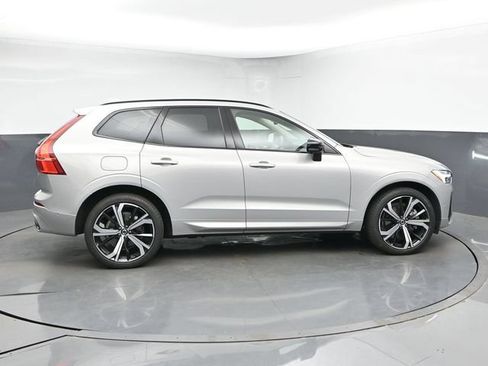 Used 2024 Volvo XC60 B5 Ultimate w/ Climate Package AWD/4WD image 9