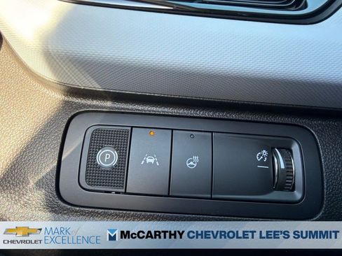 New 2027 Chevrolet Bolt LT w/ Comfort Package FWD image 9