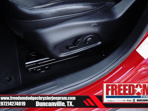 Certified 2023 Jeep Compass Limited image 37