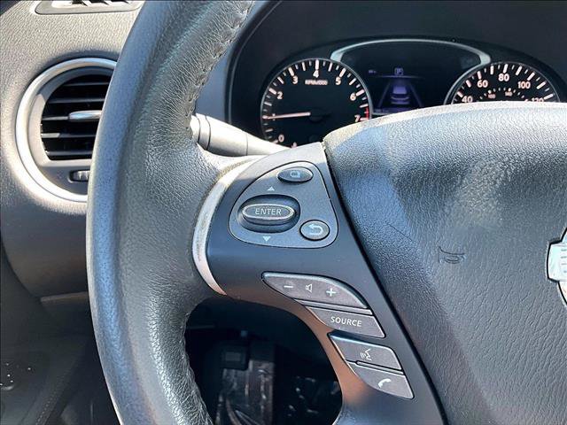 Used 2017 Nissan Pathfinder SV FWD image 20