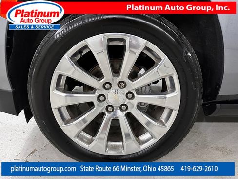 Used 2022 Chevrolet Suburban Premier w/ Max Trailering Package AWD/4WD image 72