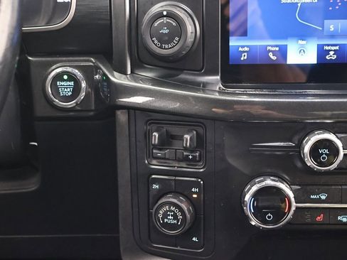 Certified 2021 Ford F150 XLT w/ Equipment Group 302A High image 25