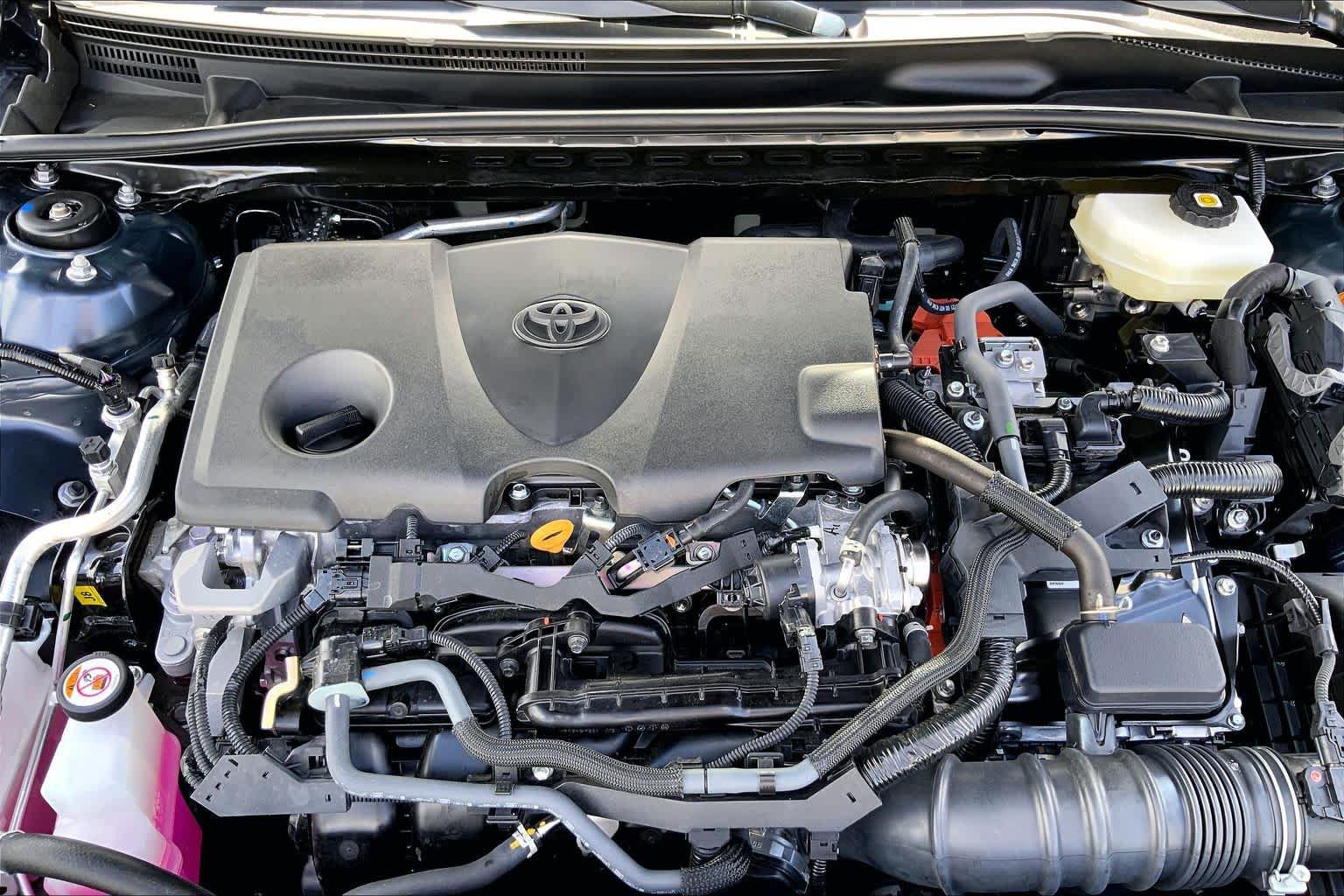 Used 2026 Toyota Camry SE FWD image 31