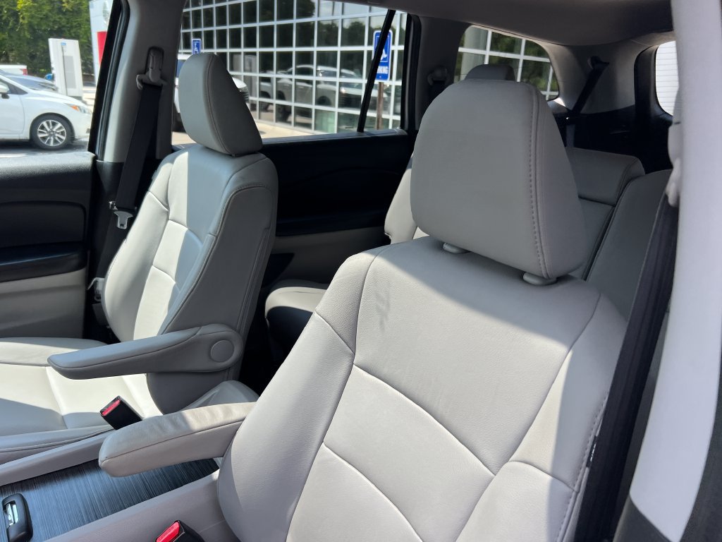 Used 2017 Honda Pilot EX-L image 10