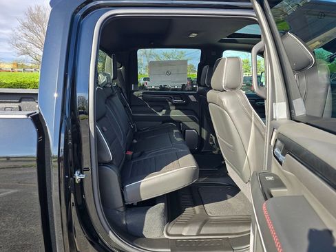 New 2026 GMC Sierra 2500 AT4X AWD/4WD image 32