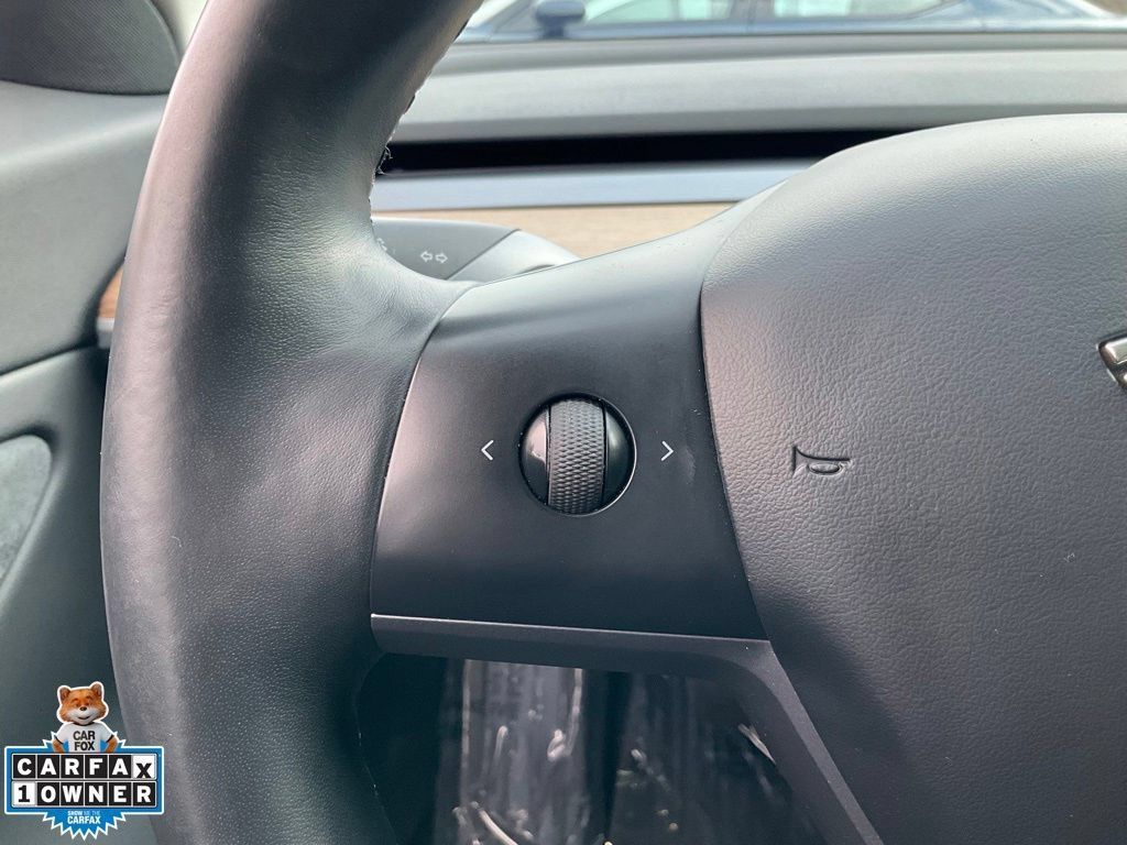 Used 2018 Tesla Model 3 Long Range RWD image 41