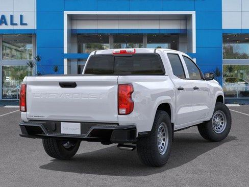 Used 2026 Chevrolet Colorado W/T RWD image 4