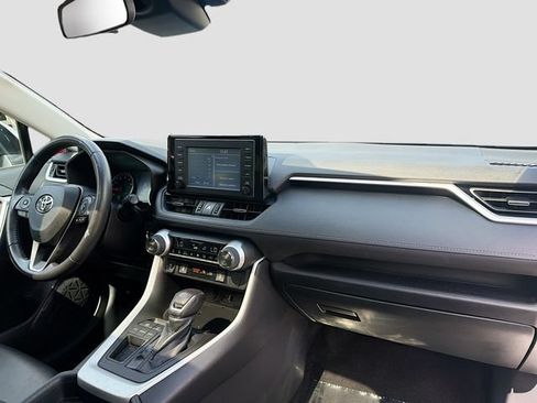 Used 2019 Toyota RAV4 XLE Premium w/ Cold Weather Package FWD image 27